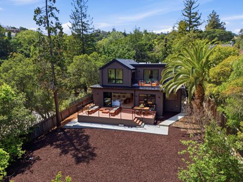 Photo of 275 Hubbard Avenue, Redwood City, CA 94062 (MLS # ML82045063)