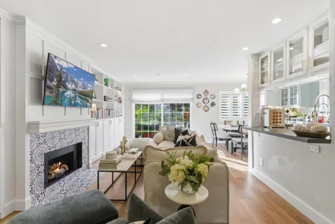 20 Willow Road Unit 7, Menlo Park, CA 94025 - #: ML82027017