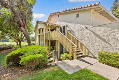 Photo of 8356 Charbono Court, SAN JOSE, CA 95135 (MLS # ML81999094)