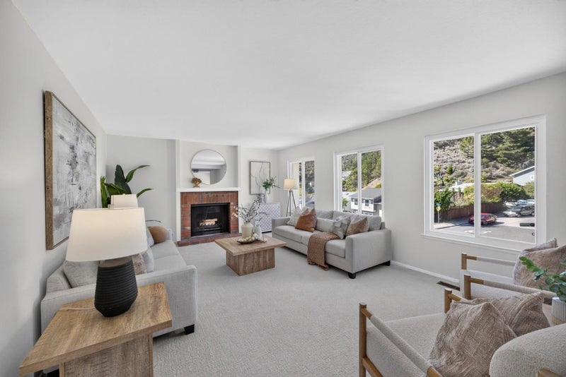 1328 Oddstad Boulevard
