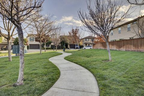 Tiny photo for 131 Lusitano Way, GILROY, CA 95020 (MLS # ML82035159)