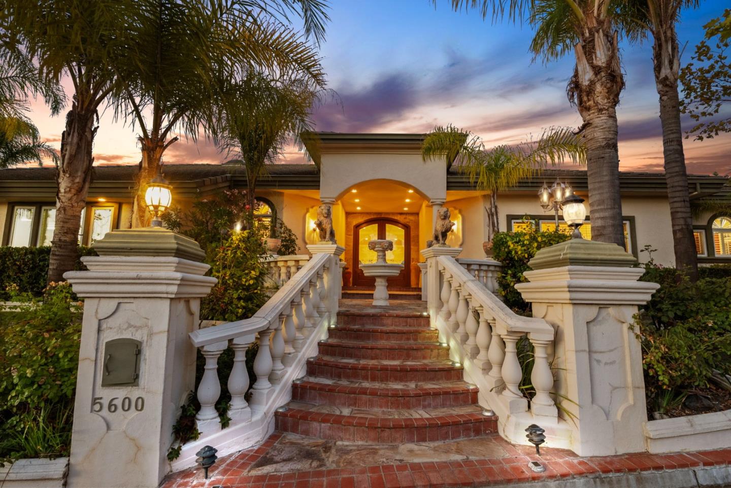 5600 Country Club Parkway, San Jose CA 95138
