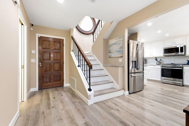 1919 Mountain Creek Court