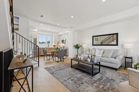 1433 Floribunda Avenue Unit 5, Burlingame, CA 94010 - #: ML82020308