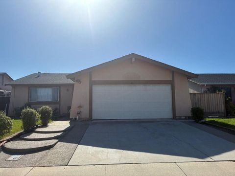 Photo of 3116 Florence Court, SAN JOSE, CA 95127 (MLS # ML82038187)