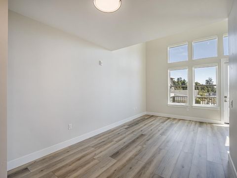 Tiny photo for 121 Aptos Village Way #1, APTOS, CA 95003 (MLS # ML82020569)