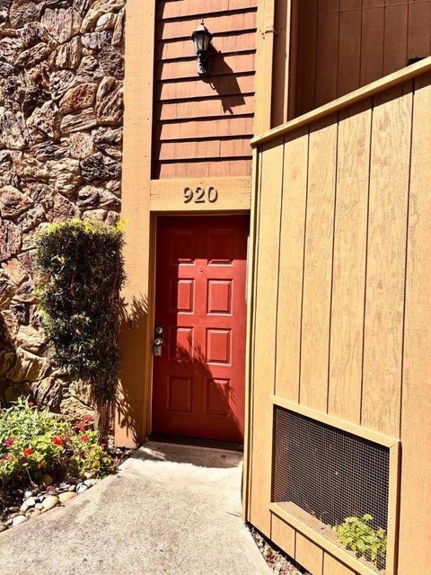 Photo of 920 Apricot Avenue, CAMPBELL, CA 95008 (MLS # ML82062329)