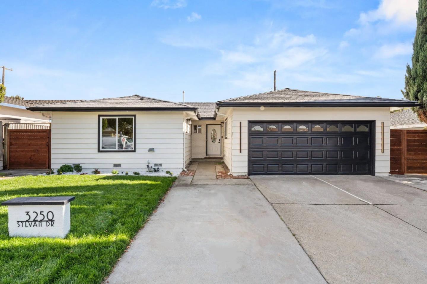 3250 Sylvan Drive
