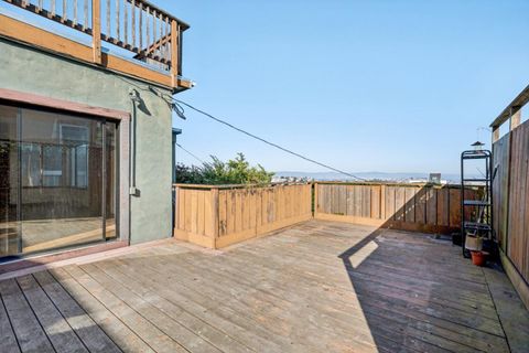 Tiny photo for 72 Fountain Street, SAN FRANCISCO, CA 94114 (MLS # ML82024437)