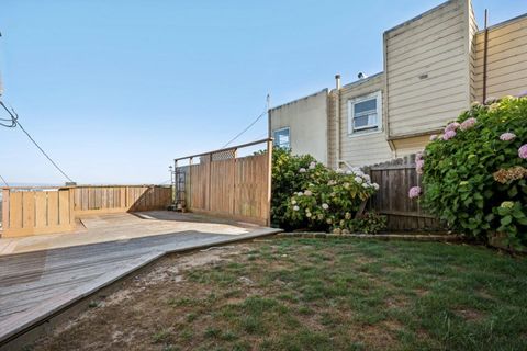 Tiny photo for 72 Fountain Street, SAN FRANCISCO, CA 94114 (MLS # ML82024437)