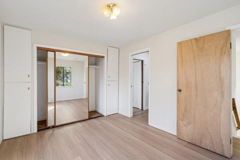 Tiny photo for 72 Fountain Street, SAN FRANCISCO, CA 94114 (MLS # ML82024437)