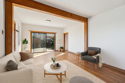 Tiny photo for 72 Fountain Street, SAN FRANCISCO, CA 94114 (MLS # ML82024437)