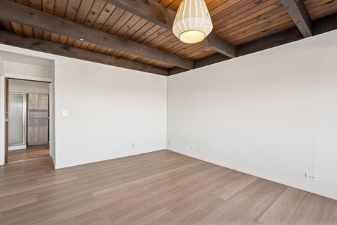 Tiny photo for 72 Fountain Street, SAN FRANCISCO, CA 94114 (MLS # ML82024437)