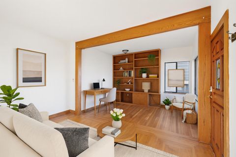 Tiny photo for 72 Fountain Street, SAN FRANCISCO, CA 94114 (MLS # ML82024437)