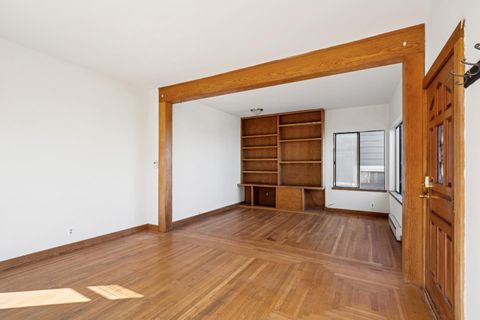 Tiny photo for 72 Fountain Street, SAN FRANCISCO, CA 94114 (MLS # ML82024437)