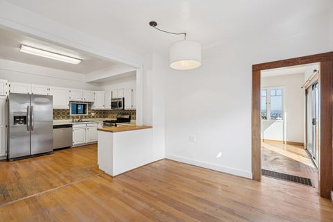 Tiny photo for 72 Fountain Street, SAN FRANCISCO, CA 94114 (MLS # ML82024437)