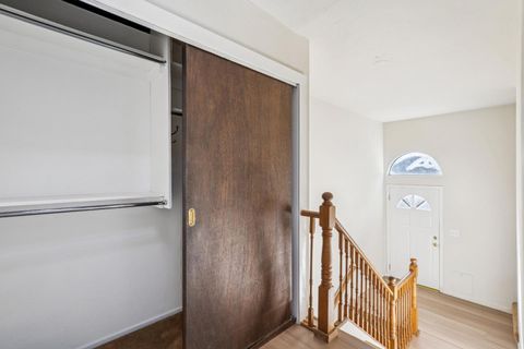 Tiny photo for 72 Fountain Street, SAN FRANCISCO, CA 94114 (MLS # ML82024437)