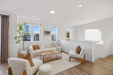 Tiny photo for 921 Magnolia Terrace #7, SUNNYVALE, CA 94086 (MLS # ML82032914)