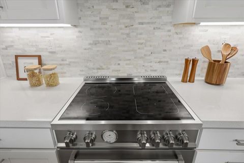 Tiny photo for 921 Magnolia Terrace #7, SUNNYVALE, CA 94086 (MLS # ML82032914)