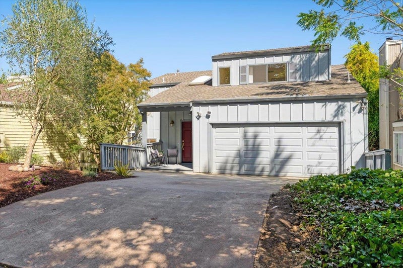 318 Lee Street