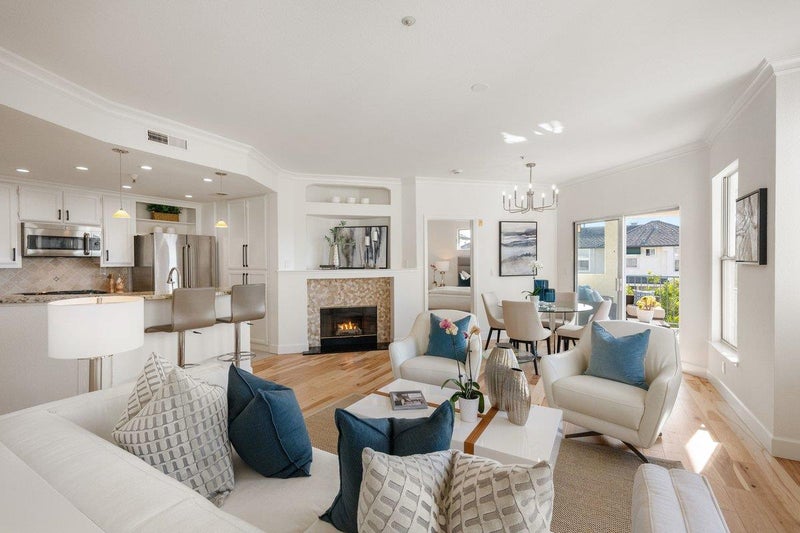 300 Baltic Circle 340