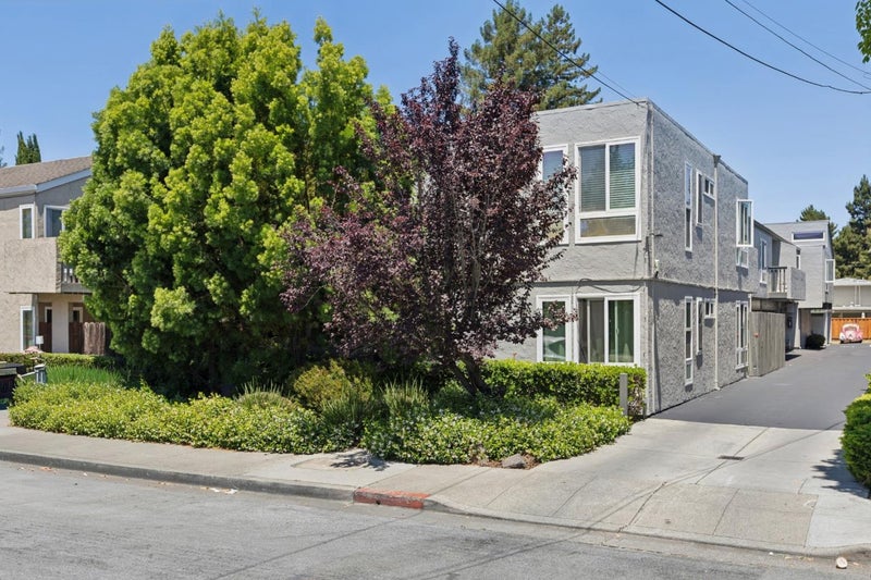 1411 Oxford Street