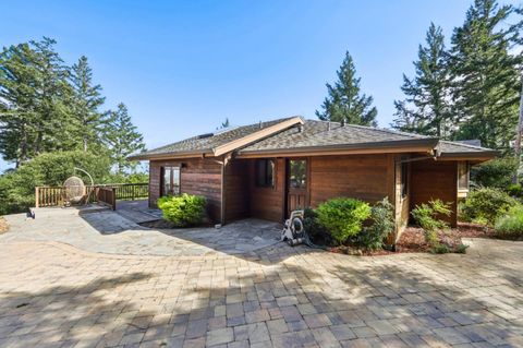 Tiny photo for 16501 Skyline Boulevard, WOODSIDE, CA 94062 (MLS # ML82023275)