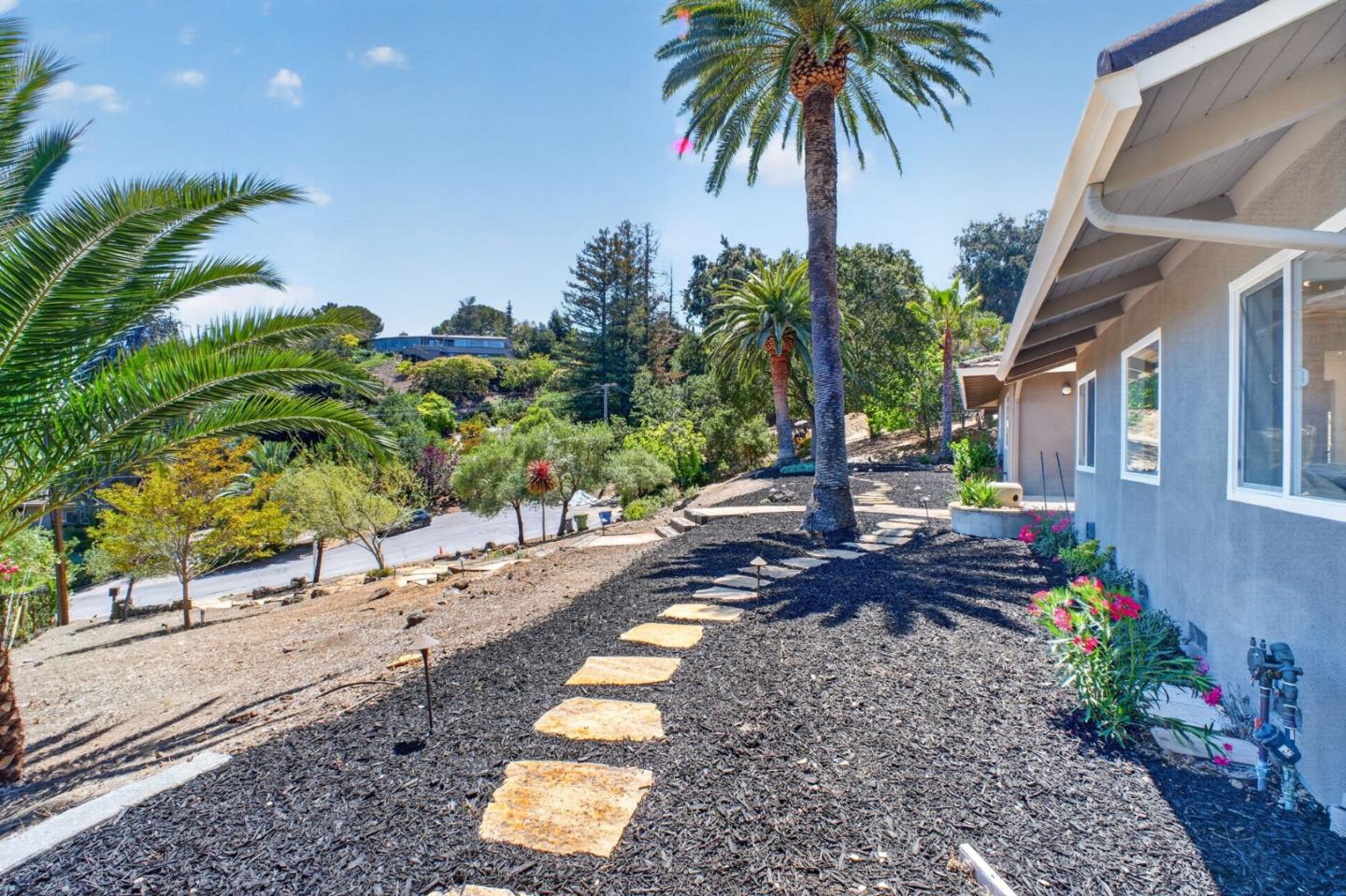 12800 Dianne Drive