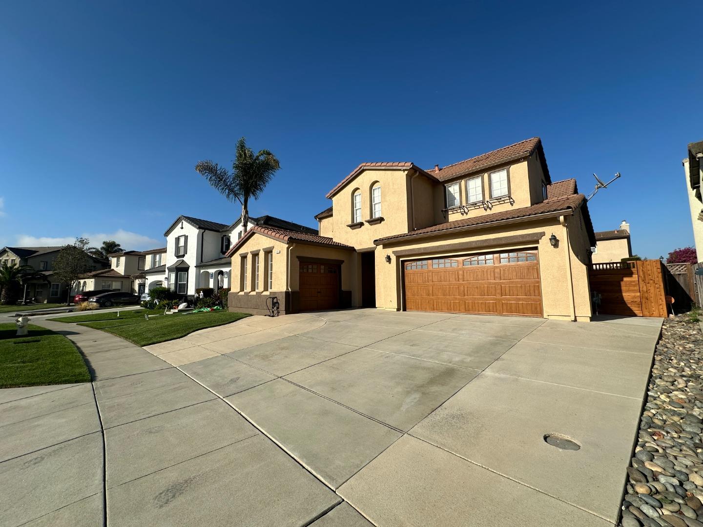1221 Modena Street