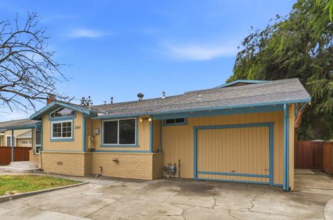 Photo of San Jose, CA 95127 (MLS # ML82049872)