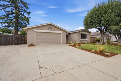 Tiny photo for 6115 Corte De La Reina, SAN JOSE, CA 95120 (MLS # ML82058229)
