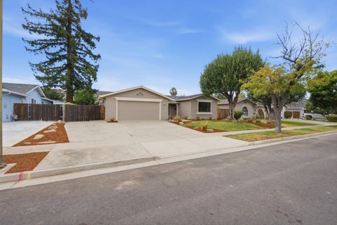 Tiny photo for 6115 Corte De La Reina, SAN JOSE, CA 95120 (MLS # ML82058229)
