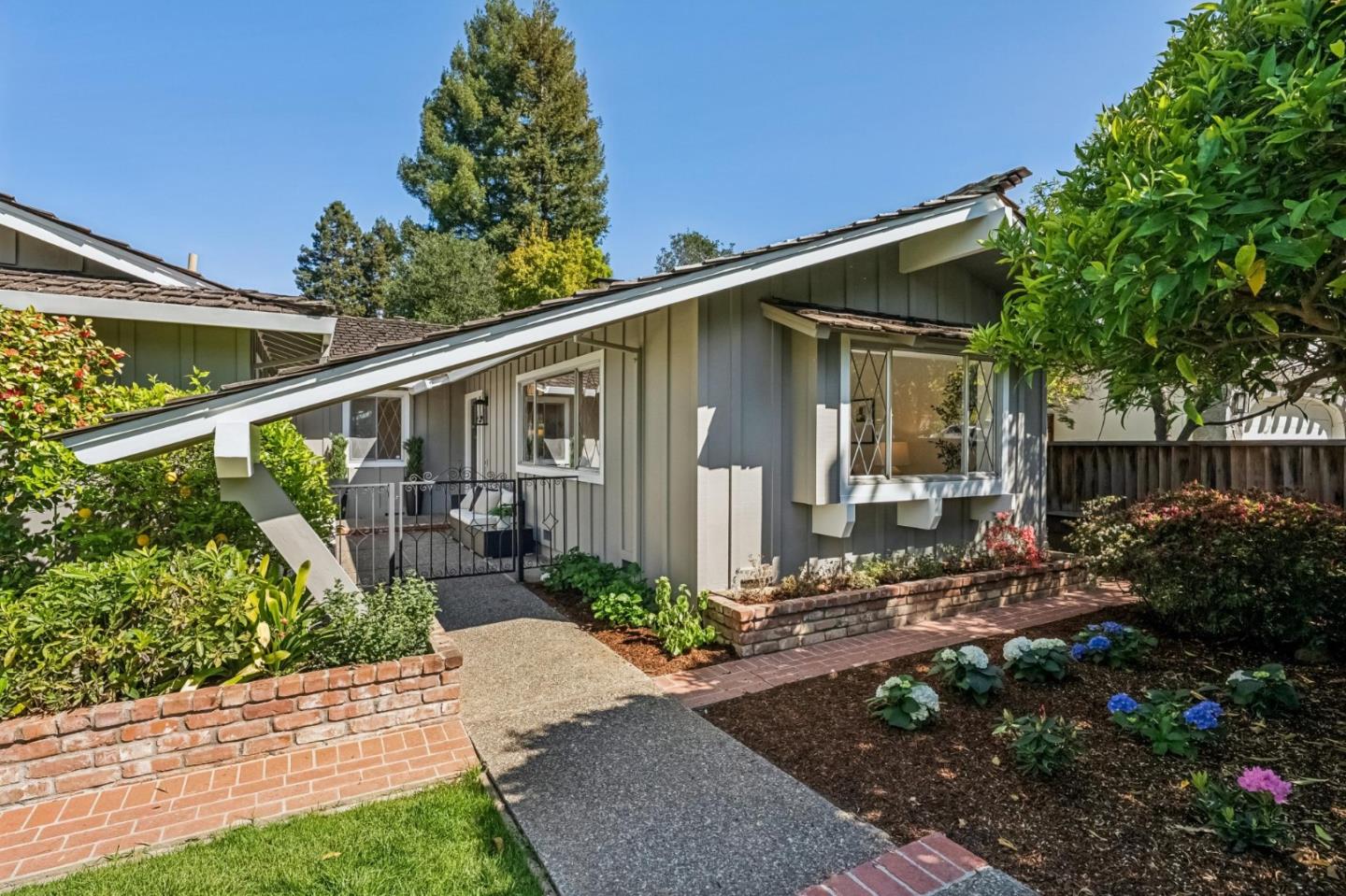 277 Alta Vista Avenue