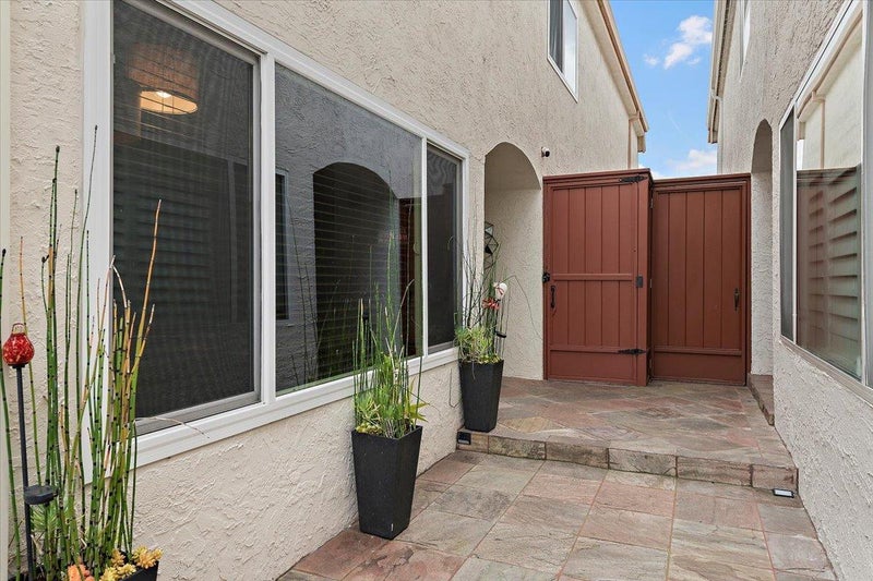 444 Fathom Drive