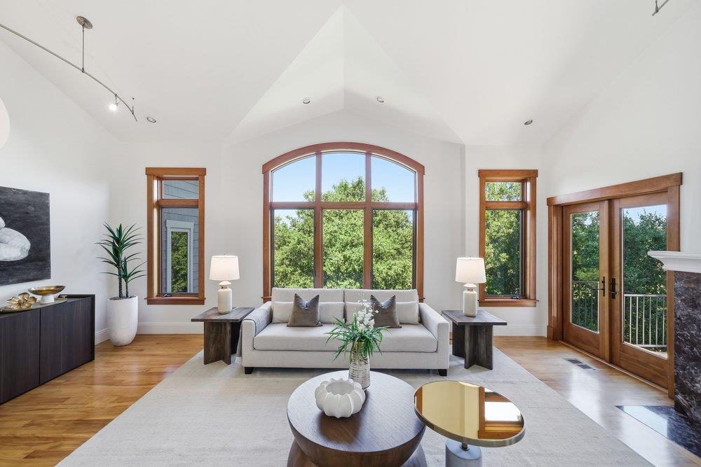 26950 Orchard Hill Lane