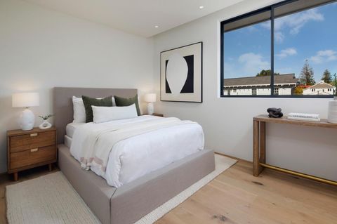 Tiny photo for 1480 Bryant Street, PALO ALTO, CA 94301 (MLS # ML82024978)