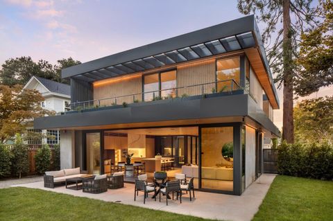 Tiny photo for 1480 Bryant Street, PALO ALTO, CA 94301 (MLS # ML82024978)