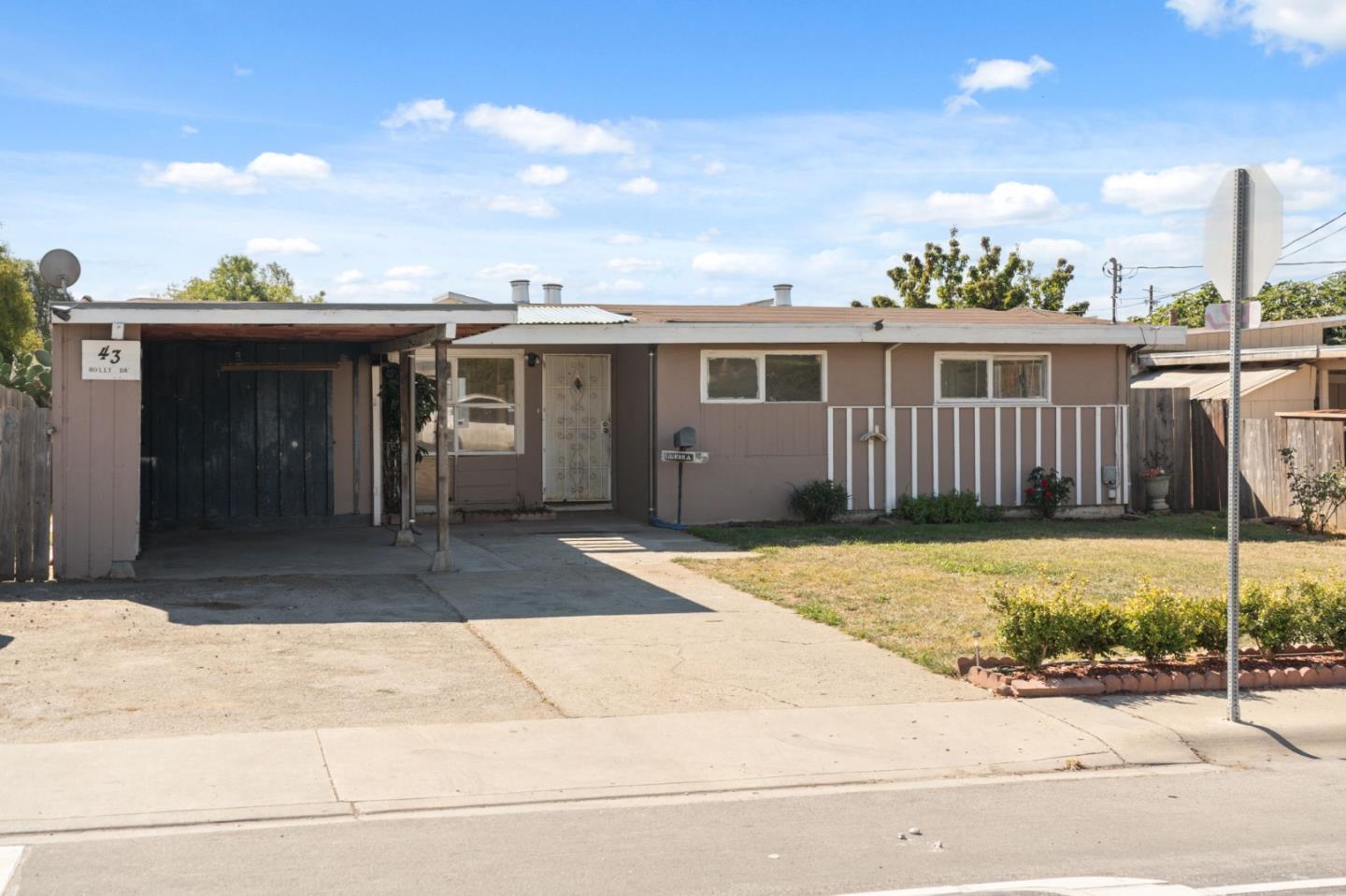 43 Holly Drive