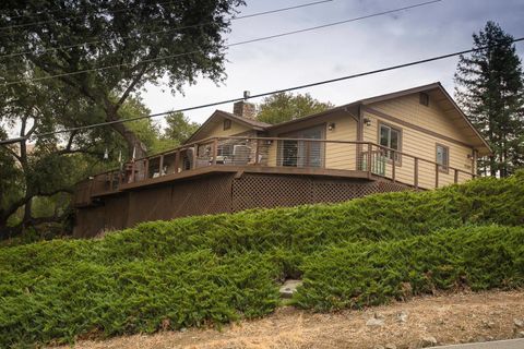 Photo of 17109 Shady Lane Drive, Morgan Hill, CA 95037 (MLS # ML82038584)