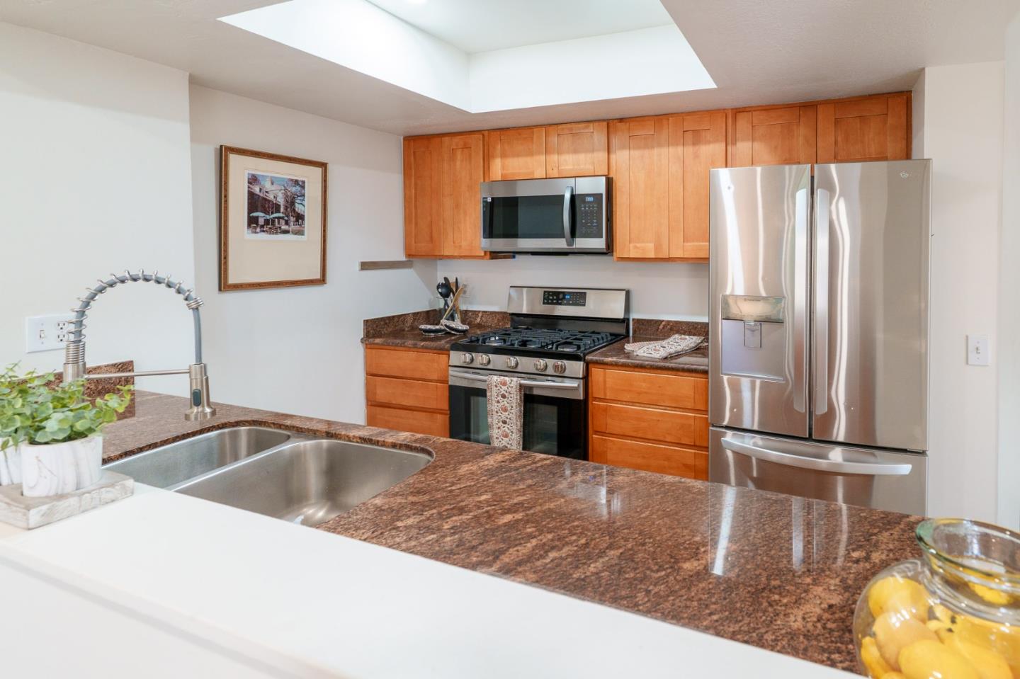 1044 Suzanne Court