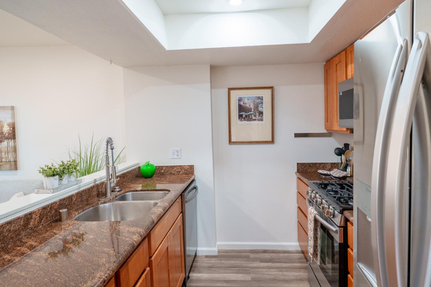 1044 Suzanne Court