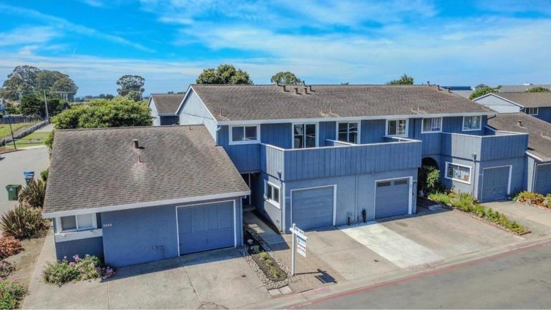 1044 Suzanne Court