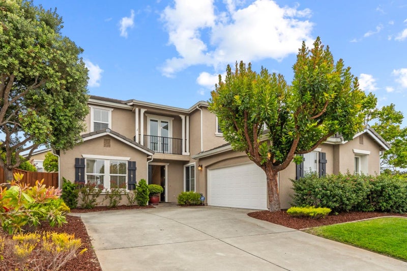 5011 Pacific Crest Drive