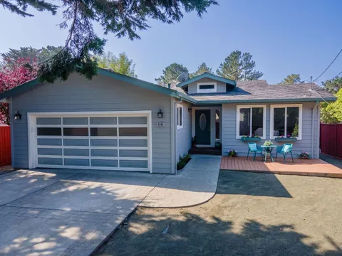 MLS: ML81992632