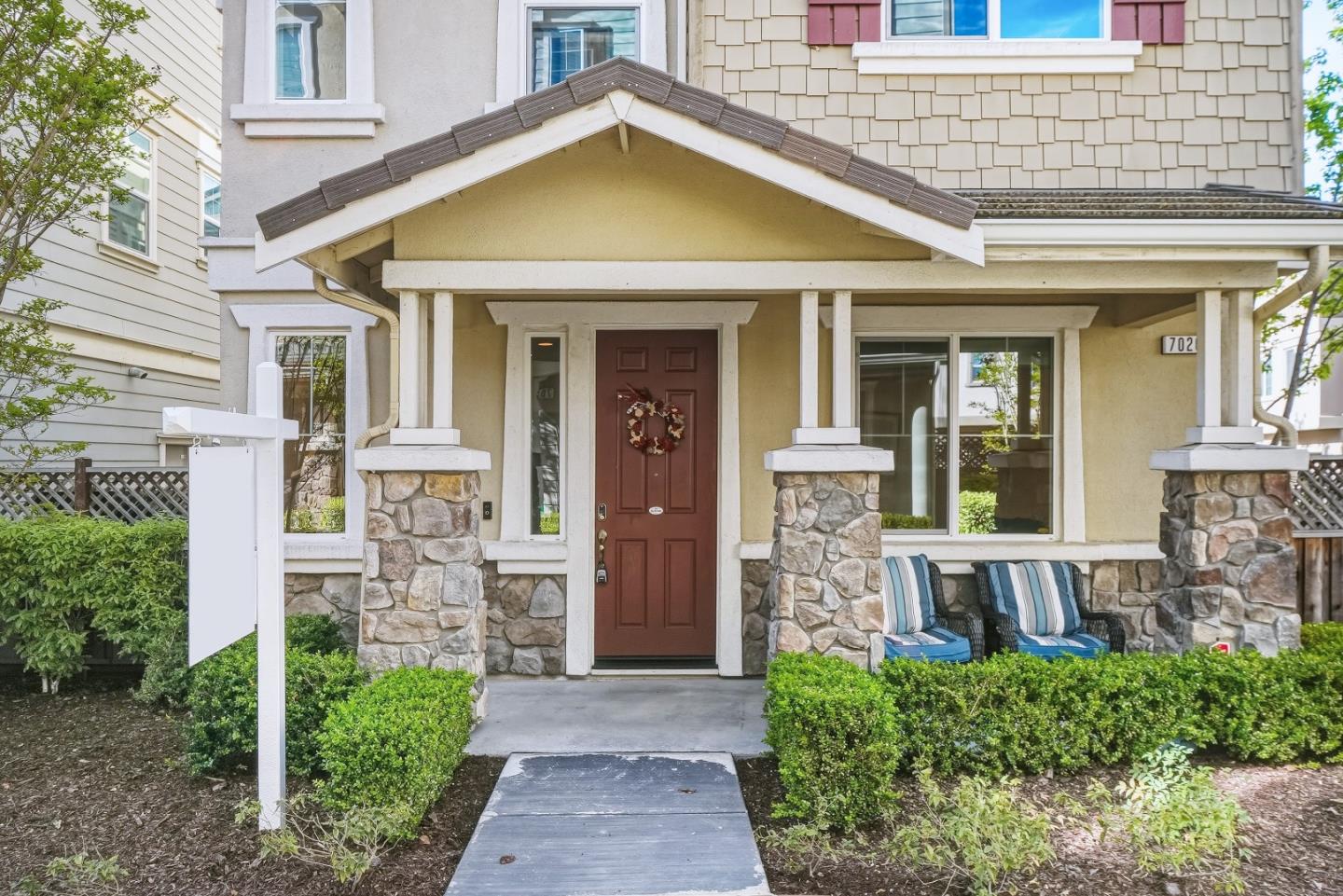 7026 North Mariposa Lane