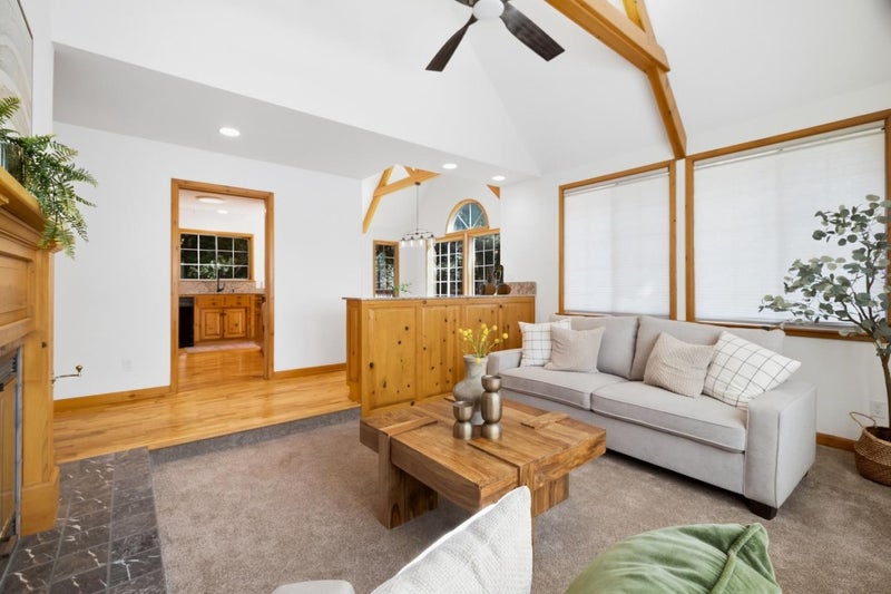 220 Miracle Lane