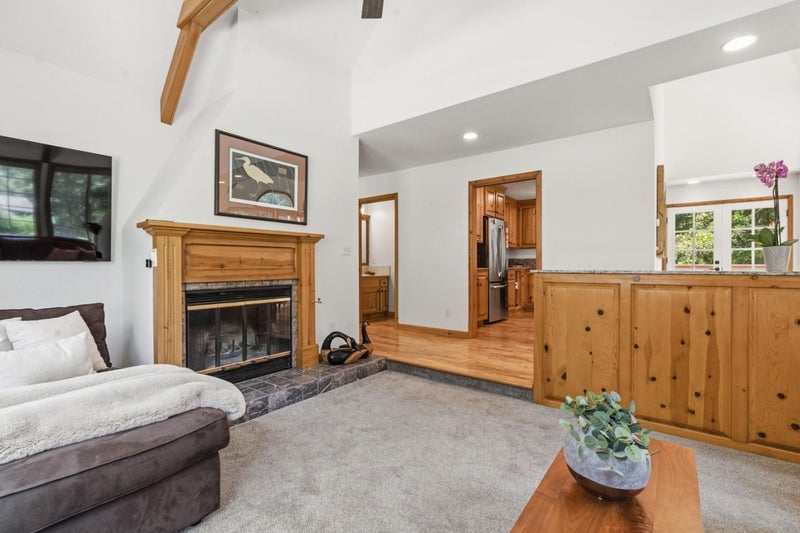 220 Miracle Lane