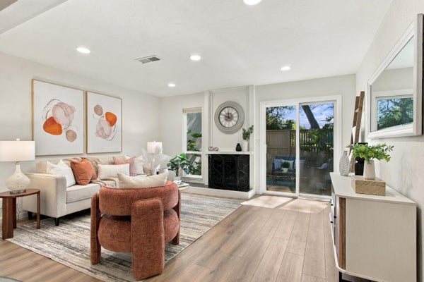 19111 VINEYARD LN, SARATOGA, CA 95070 - Image 2ec570f4e4361c9165ee22e9f35109e5/2761915182