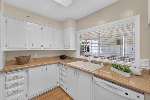 Photo of 144 Holm Road #14, WATSONVILLE, CA 95076 (MLS # ML82054698)