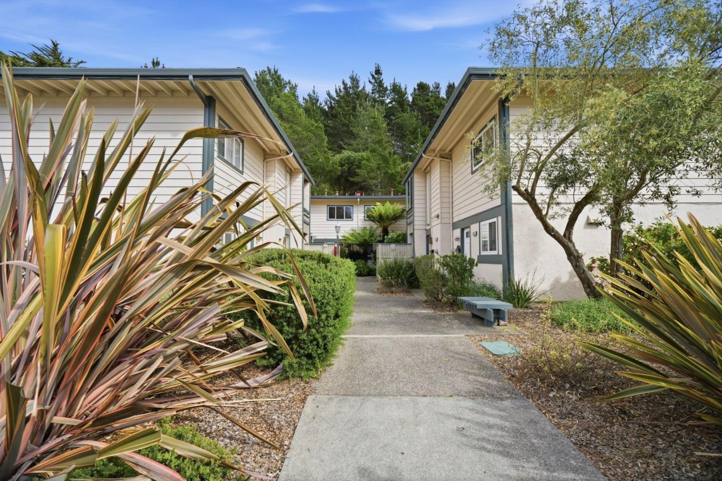 1318 Terra Nova Boulevard